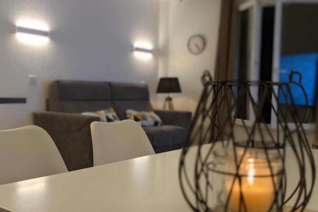 Paris Expo Suite: 4-Star Hotel with Apartment & Parking near Porte de Versailles Issy-les-Moulineaux Exterior photo
